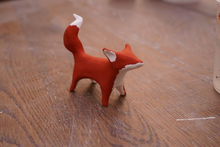 Atelier sculpture en argile en duo parent-enfant avec Marjorie (Toulon) — Wecandoo, atelier à Toulon (Var)
